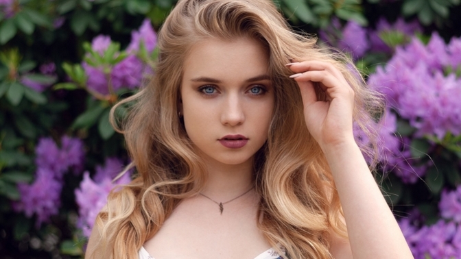 Which do you like more to date and marry, a sweet cute girl or hot and sexy girl?