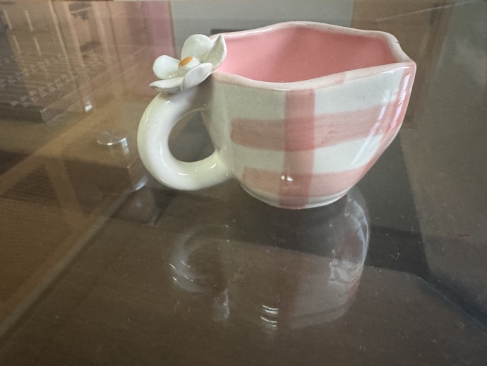 Is this coffee mug super cute?