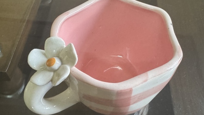 Is this coffee mug super cute?