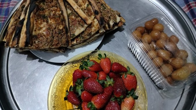 If I came to you, what would you offer as food and drink?