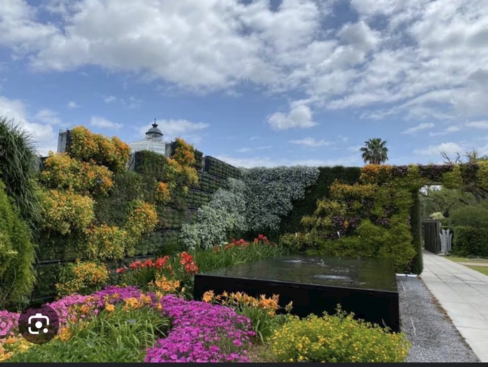 Which scenery would be the best for a proposal?