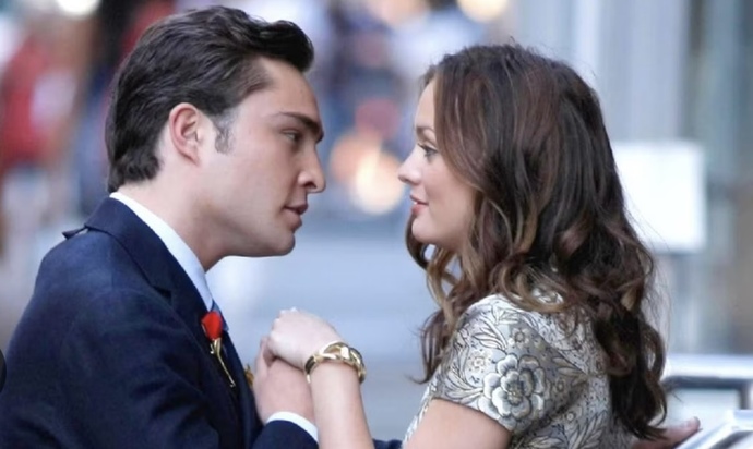 Guys, what are ways you show a girl you love her without saying it?