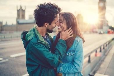 Would you kiss on the first date?