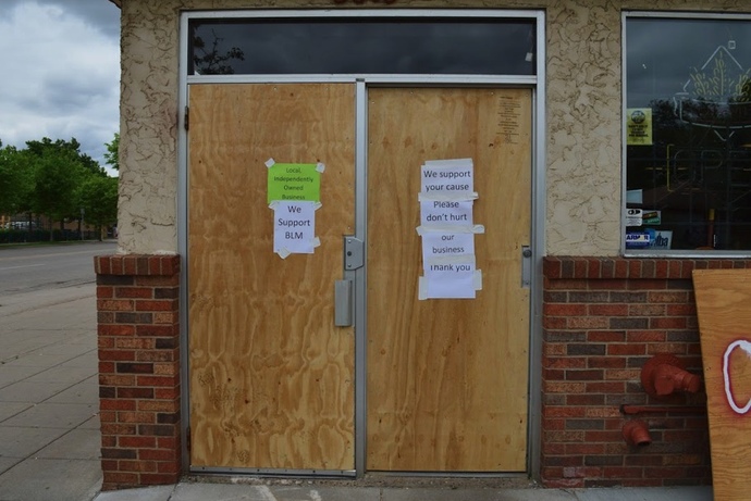 If you’re writing “We support BLM” or “Not a Trump fan” on your property to avoid damage—what are you even doing?