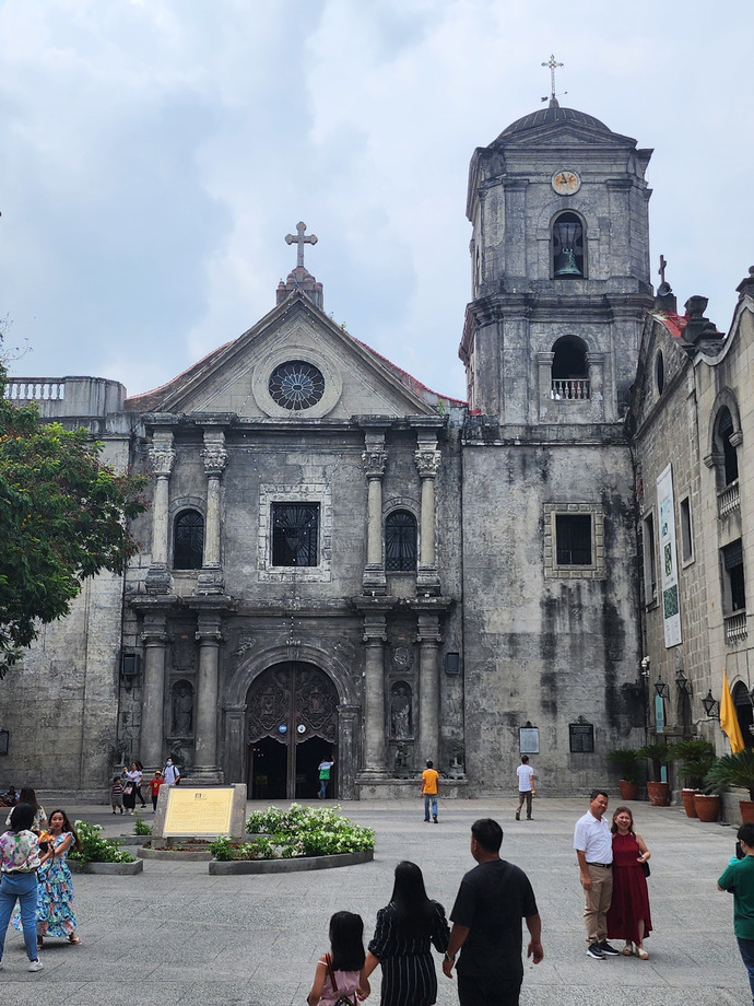 Do you prefer greyish or brownish concrete on architectures?