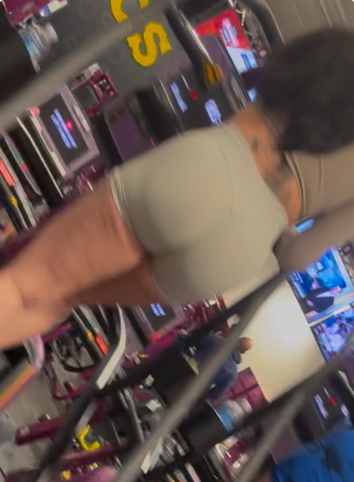 Booty shorts at the gym?