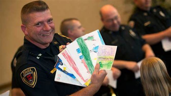Do cops like drawings made by kids?