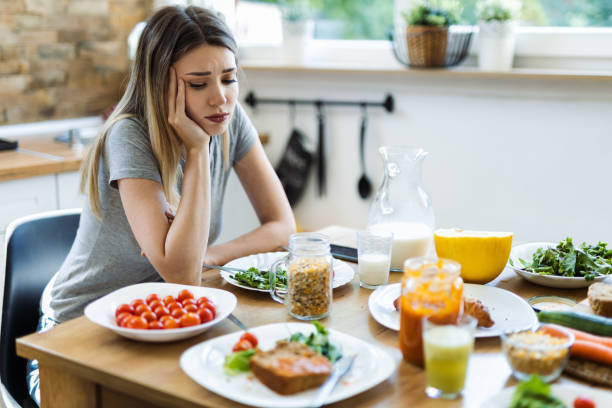 Do you prefer to eat alone, or with other people?