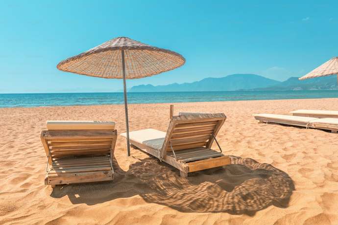 Where would you like to spend your vacation outside your country?