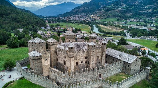 Would you rather visit Aosta valley or Obernai?