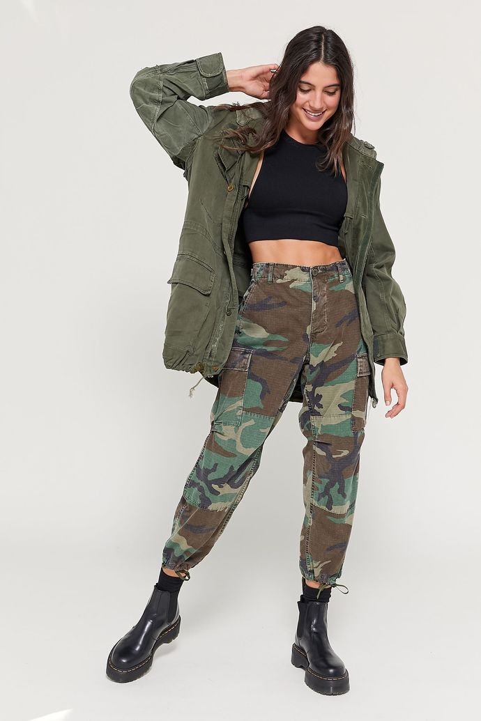 Tomboyish girls - Whats your style? Guys - What sort of tomboyish girls you consider the most attractive?