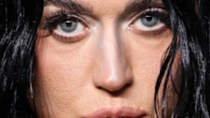 Men, what are your thoughts about women who start to show age on their face?