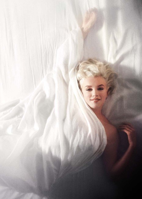 Why do people want to emulate Marilyn Monroe, who suffered from mental illness, drug abuse, and low self-worth and wasnt even respected?