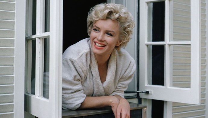 Why do people want to emulate Marilyn Monroe, who suffered from mental illness, drug abuse, and low self-worth and wasnt even respected?