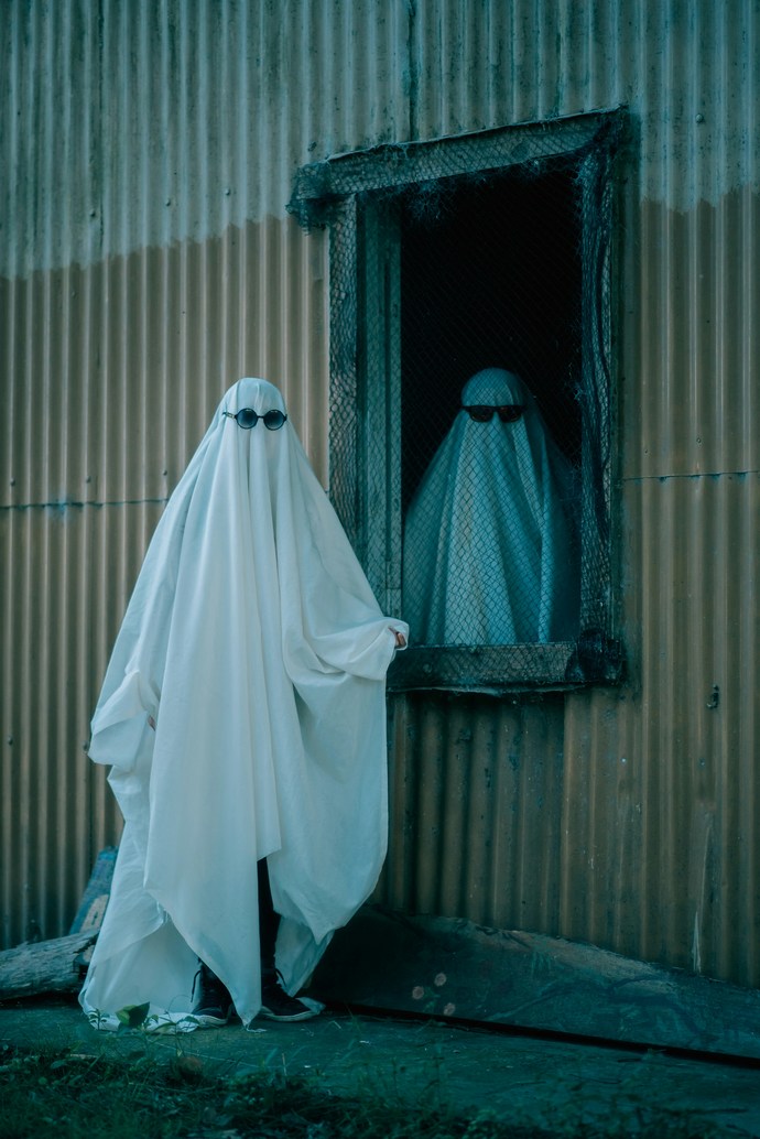 Would you ever continue a conversation after things got awkward just as a coverup before ghosting a girl?