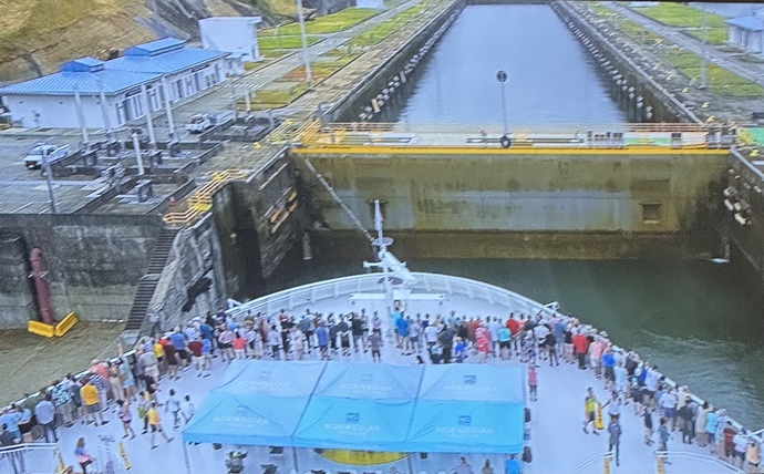 Left over vacation pics, how do these Panama Canal photos look?