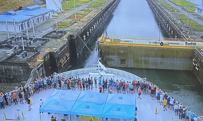 Left over vacation pics, how do these Panama Canal photos look?