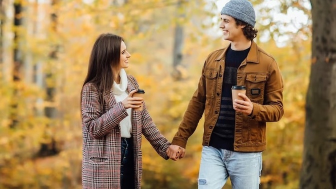 When a guy says "sounds good", does he really mean it?
