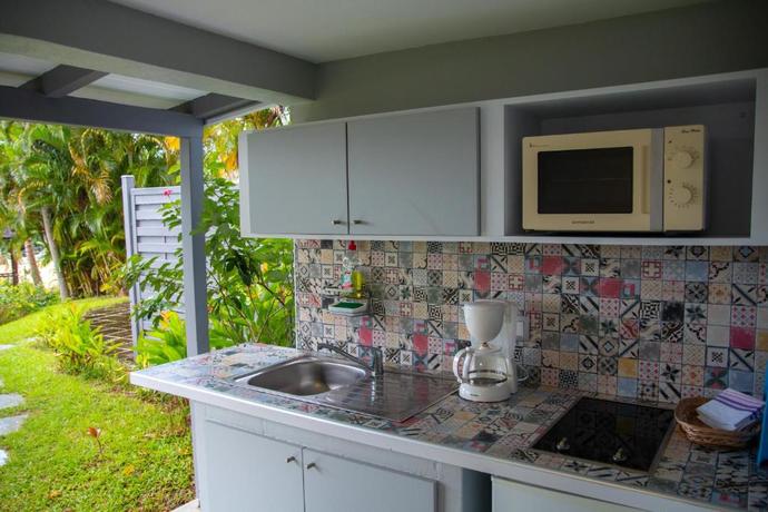 Is it common in France to have an outdoor/patio kitchen?