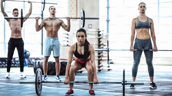 Early Morning Workout vs Late Night Workout? Which one do you prefer and why?