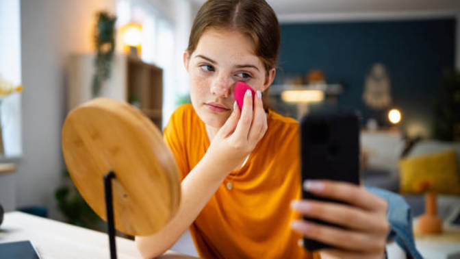 How did you first learn how to do makeup?