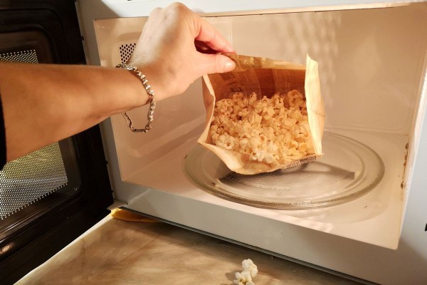How do you pop popcorn?