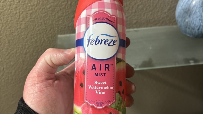 Which Febreze scent would you prefer for your bathroom?
