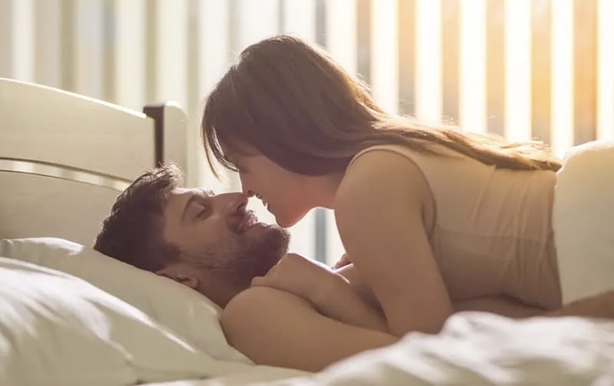 Can a relationship thrive if both partners snore in harmony like a chainsaw duet?