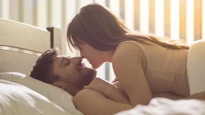 Can a relationship thrive if both partners snore in harmony like a chainsaw duet?