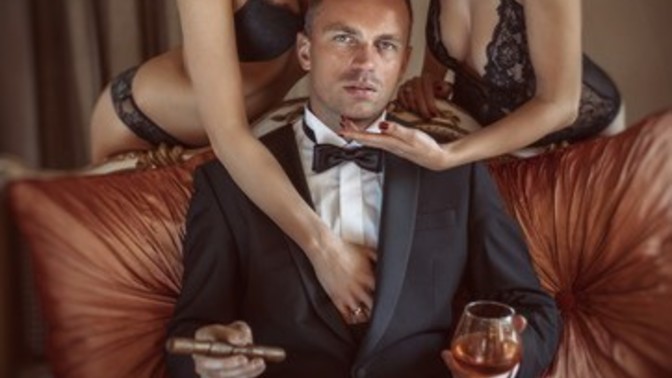 Study claims there are more men in the US than women. W/men at an advantage why are so many single & w/ competition dating should be harder 4 ladies?