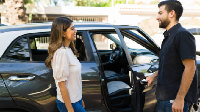 Do women find it pleasant if a man shows old-fashioned chivalry like opening the door for her?