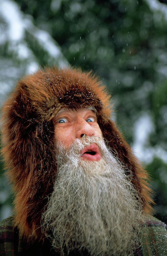 Guys, what method do you use to shave your facial hair?