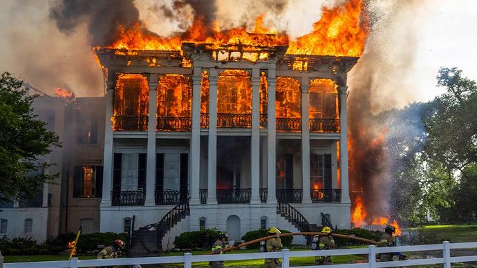 What Are Your Opinions With Largest Antebellum Mansion Catching On Fire?