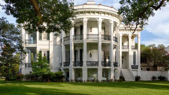 What Are Your Opinions With Largest Antebellum Mansion Catching On Fire?