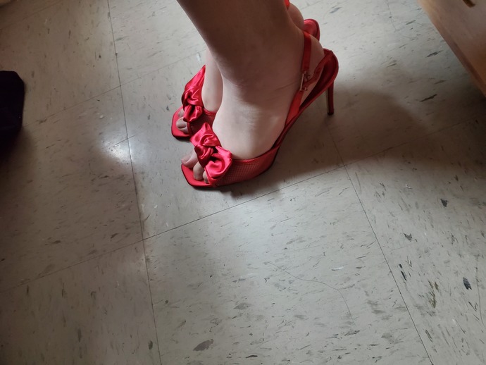 Are my feet too big for these heels?