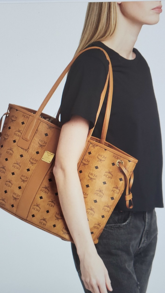 Which of these summer purses do you think I could carry?