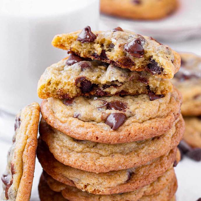 Sea salt chocolate chip or peanut butter oatmeal cookies ?