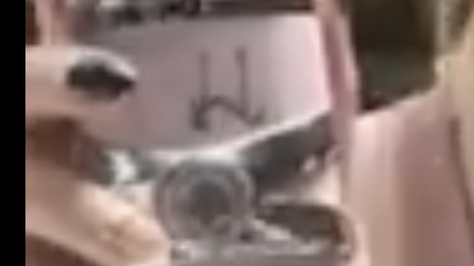 What perfume is this? I just have this photo of it but I don’t know the name or brand. Anyone know it?