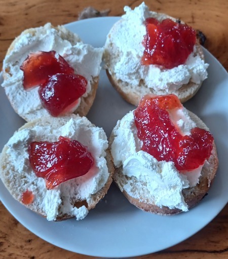 Which scones are done proper?