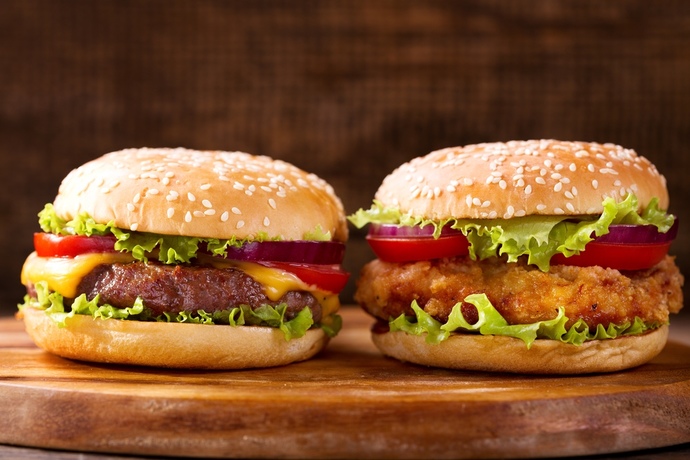 Which do you prefer: cheeseburgers or fried chicken sandwiches?