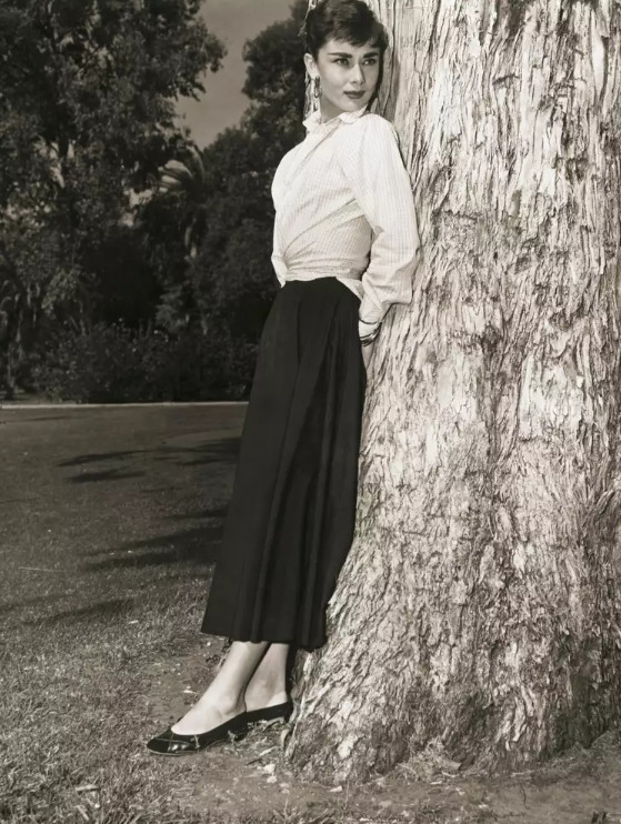 Which of Audrey Hepburns memorable outfits do you find the most gorgeous?