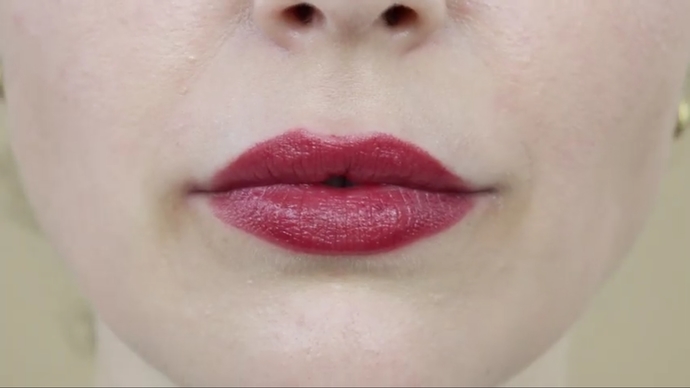 Guys, which shade do you prefer the darker or lighter one?