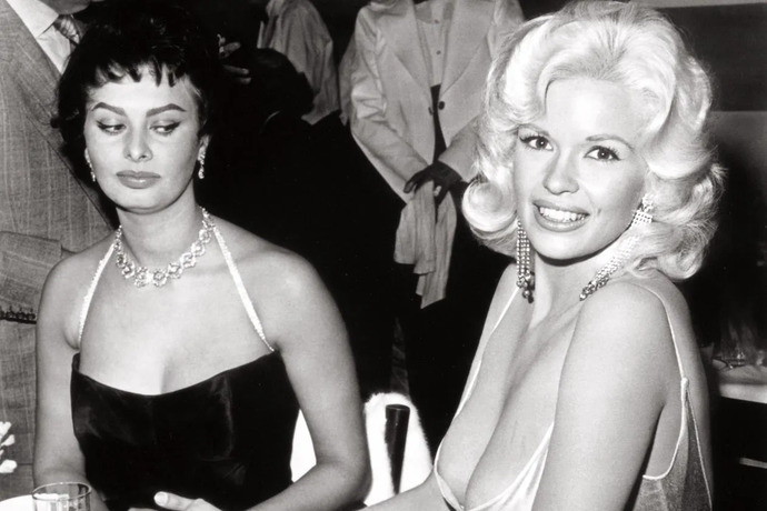 Among vintage coquette styles, which outfit do you find the most beautiful and visually appealing?