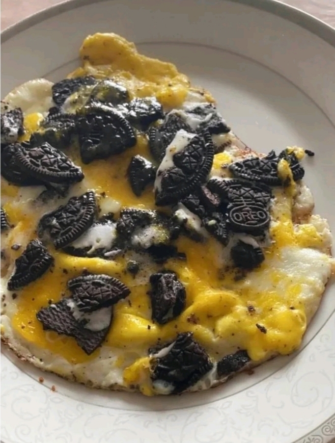 Would you eat an Oreo Omelet?