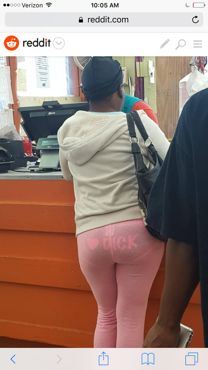 What do you think about nude leggings? Are they a fashion crime?