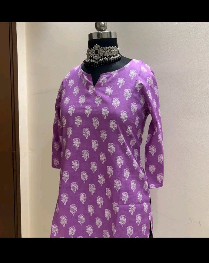 Which top looks good for casual wear?