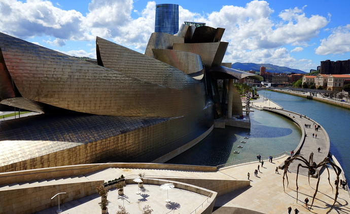 Guggenheim Museum, Bilbao. Matt Kieffer (cc-by-sa-2.0)