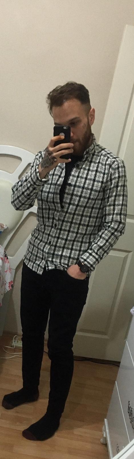 Do you dress nicely?