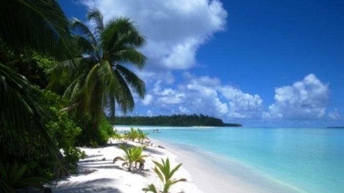 What are your thoughts on Britain surrendering control of the Chagos Islands to Mauritius?