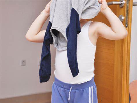 On days you dont work, how soon do you GET DRESSED after getting out of bed?